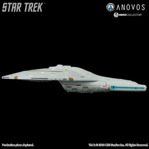STAR TREK™: VOYAGER U.S.S. Voyager NCC-74656 Collectible XL Edition Ship Model